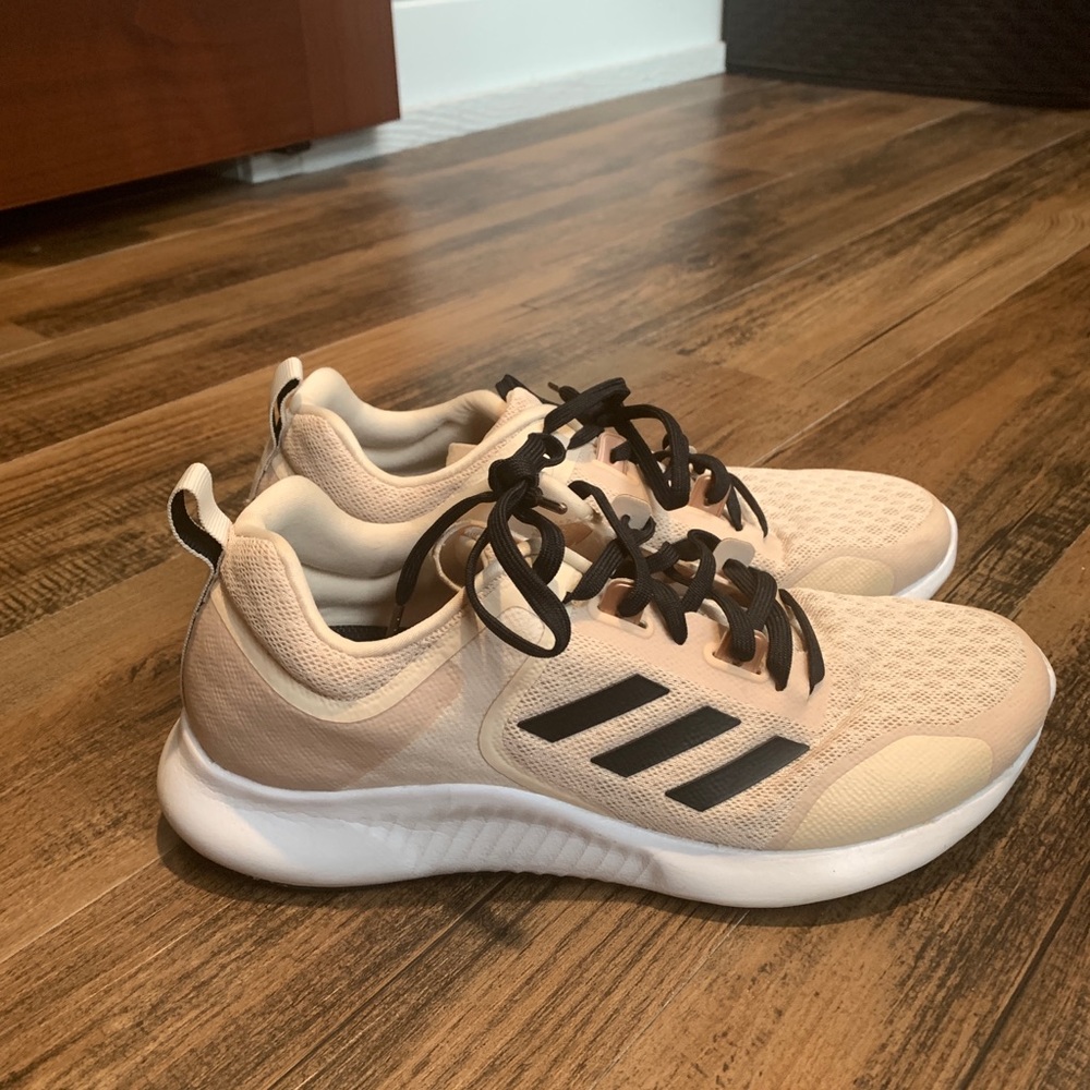Women’s Pink Adidas shoes 9.5